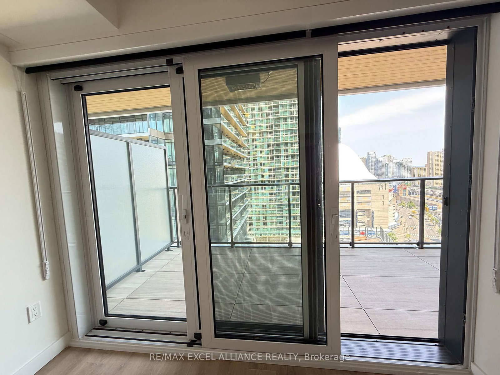 3 Concord Cityplace Way, Unit 1907 - Photo 22