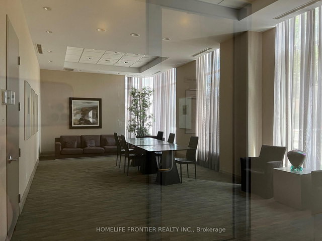 2302 - 5793 Yonge Street