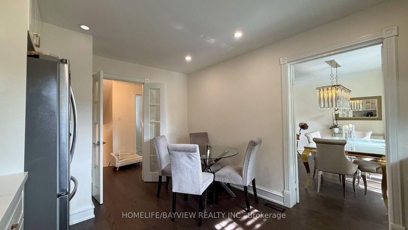 85 Crimson Millway, Toronto, M2L 1T8 | Image 3