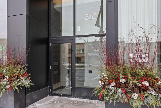 505 - 863 St Clair Avenue W