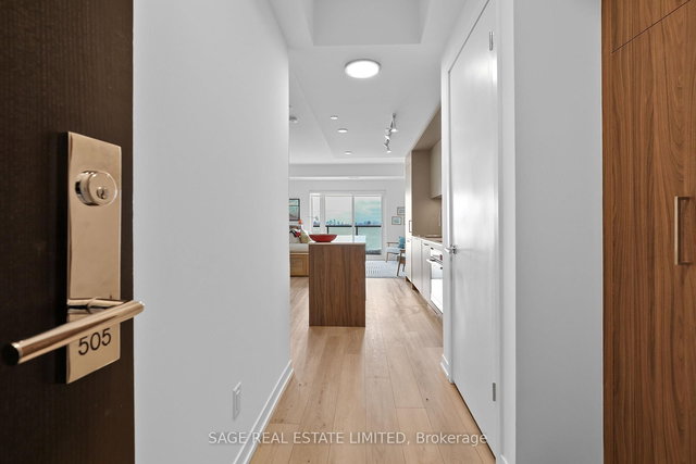 505 - 863 St Clair Avenue W