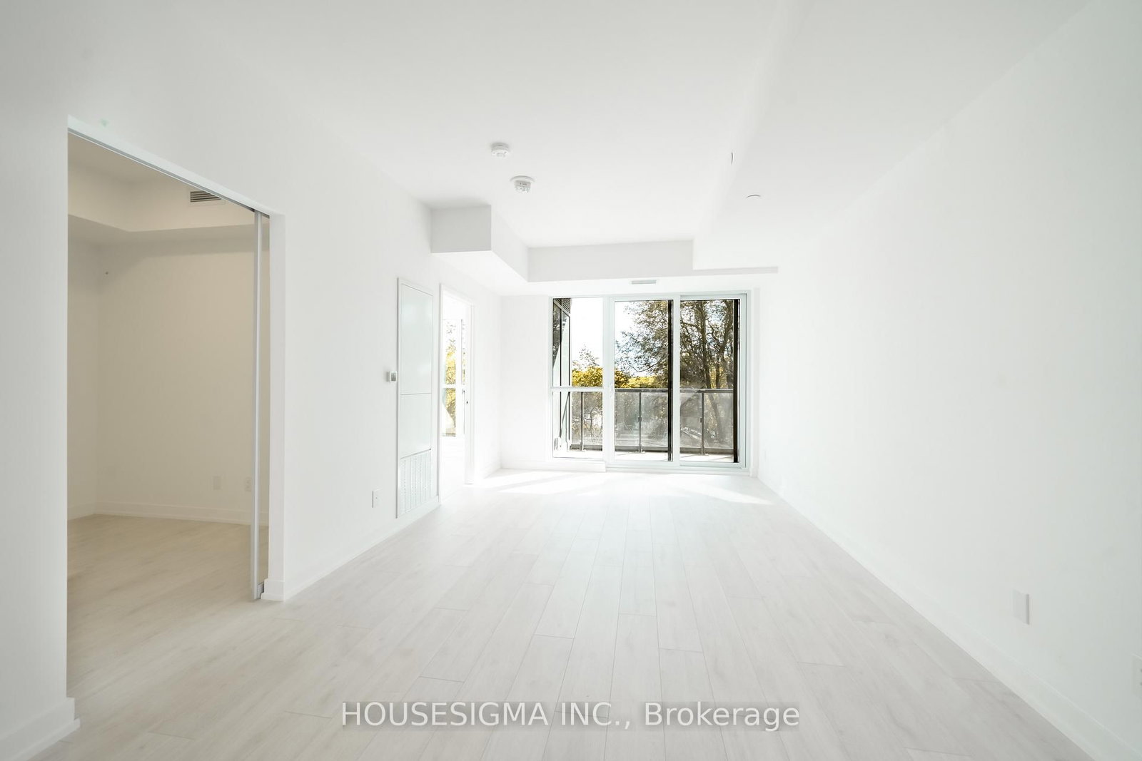 181 Sheppard Avenue E, Unit 415 - Photo 10