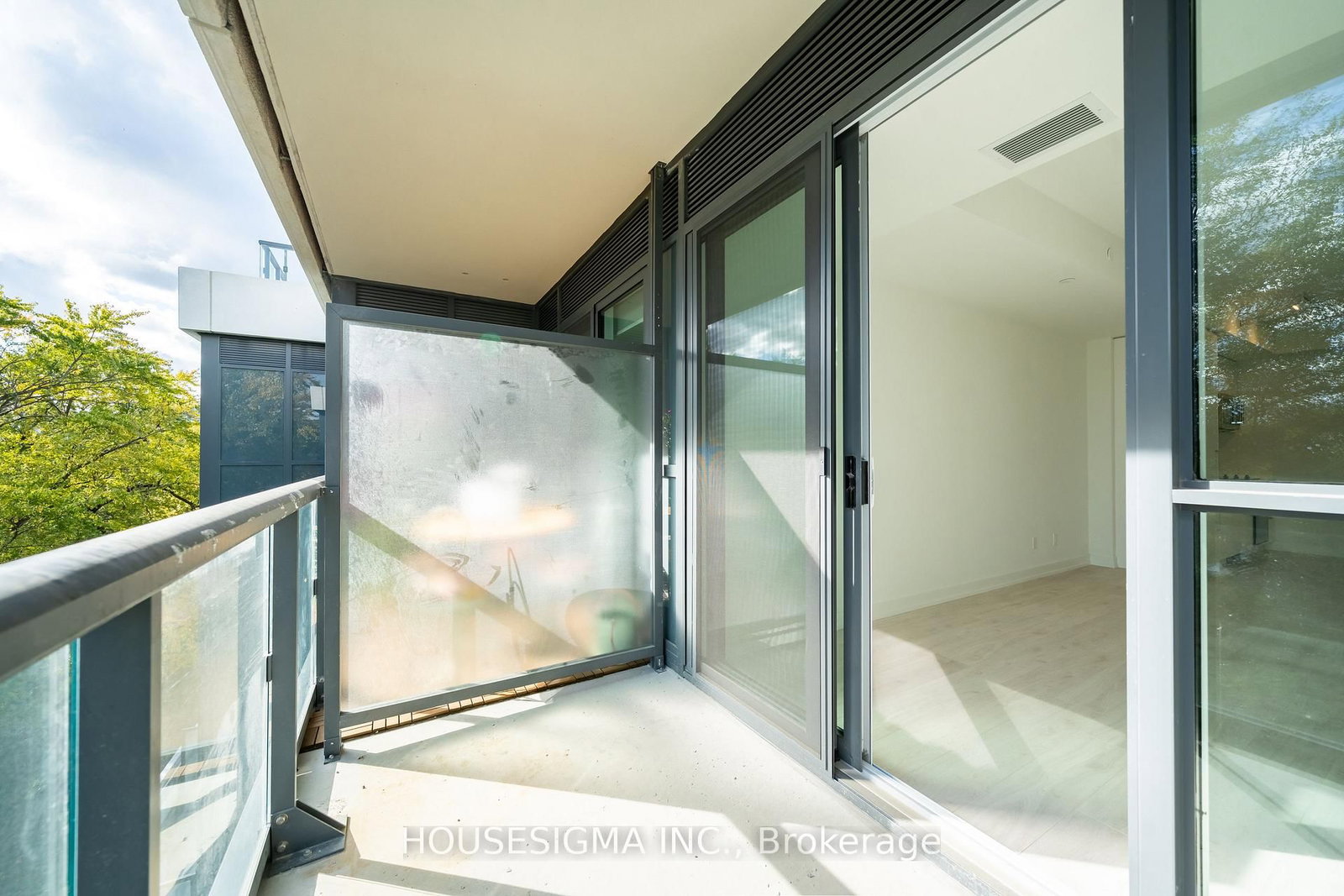 181 Sheppard Avenue E, Unit 415 - Photo 12