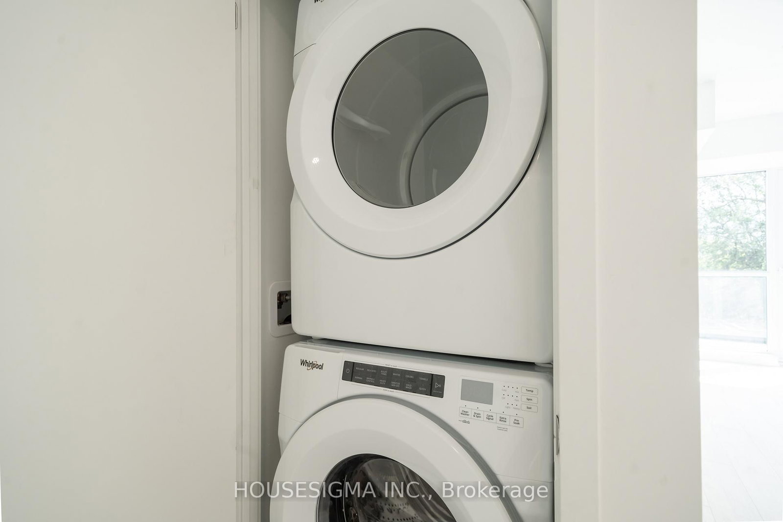 181 Sheppard Avenue E, Unit 415 - Photo 14