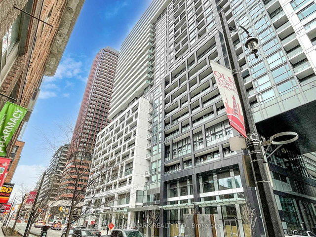 674 - 135 Lower Sherbourne Street