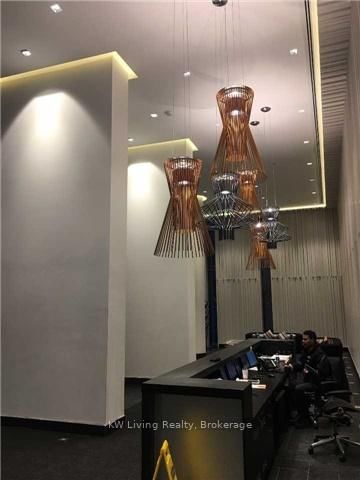 5406-42 Charles Street East, Toronto, Ontario image-0-4