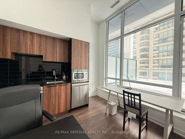 601 - 18 Maitland Terrace