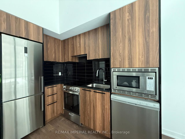 601 - 18 Maitland Terrace