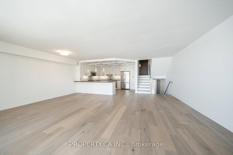 2804 - 33 Harbour Sq, Toronto, M5J 2G2 | Image 2