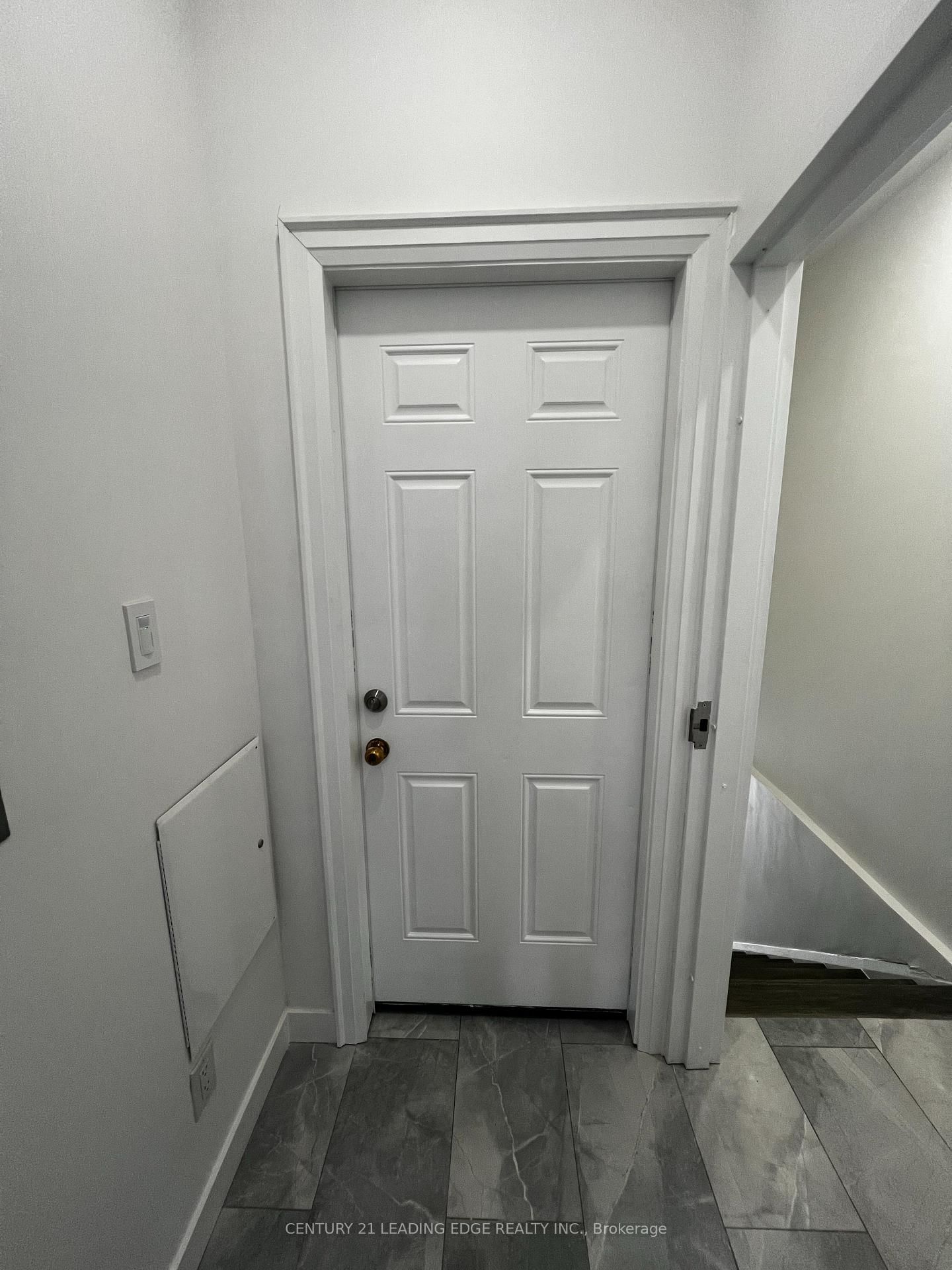 1375 Bathurst Street, Unit Unit B - Photo 11