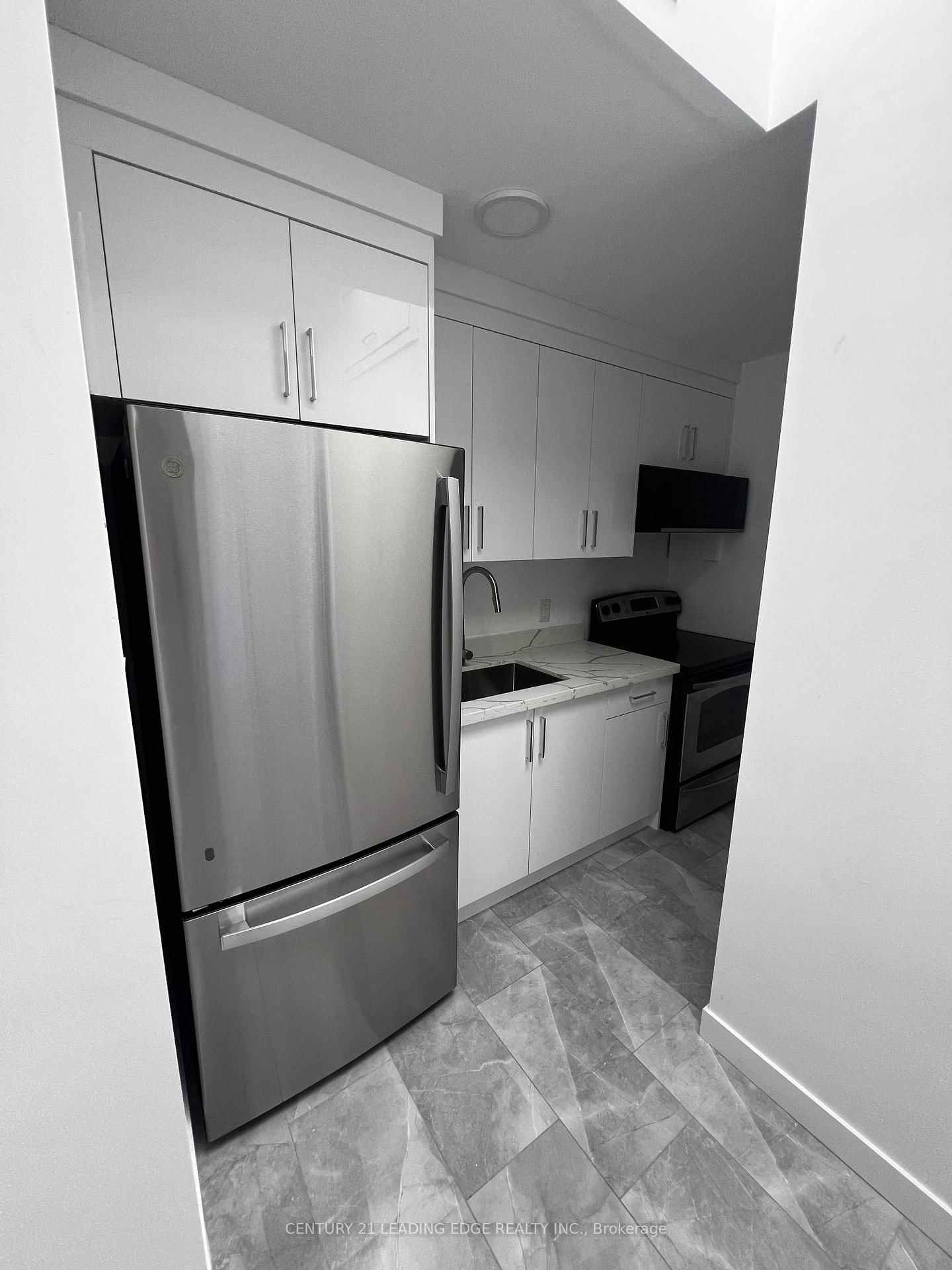1375 Bathurst Street, Unit Unit B - Photo 4