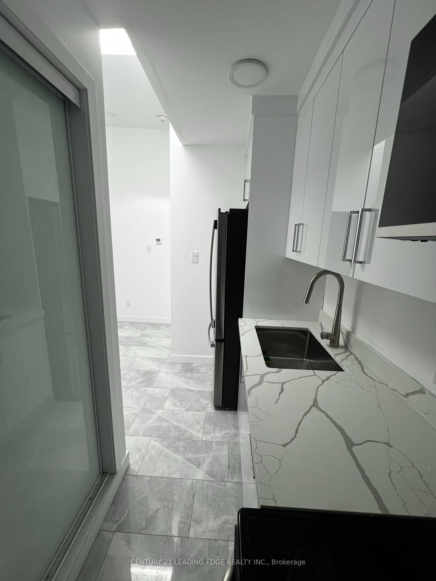 1375 Bathurst Street, Unit Unit B - Photo 5