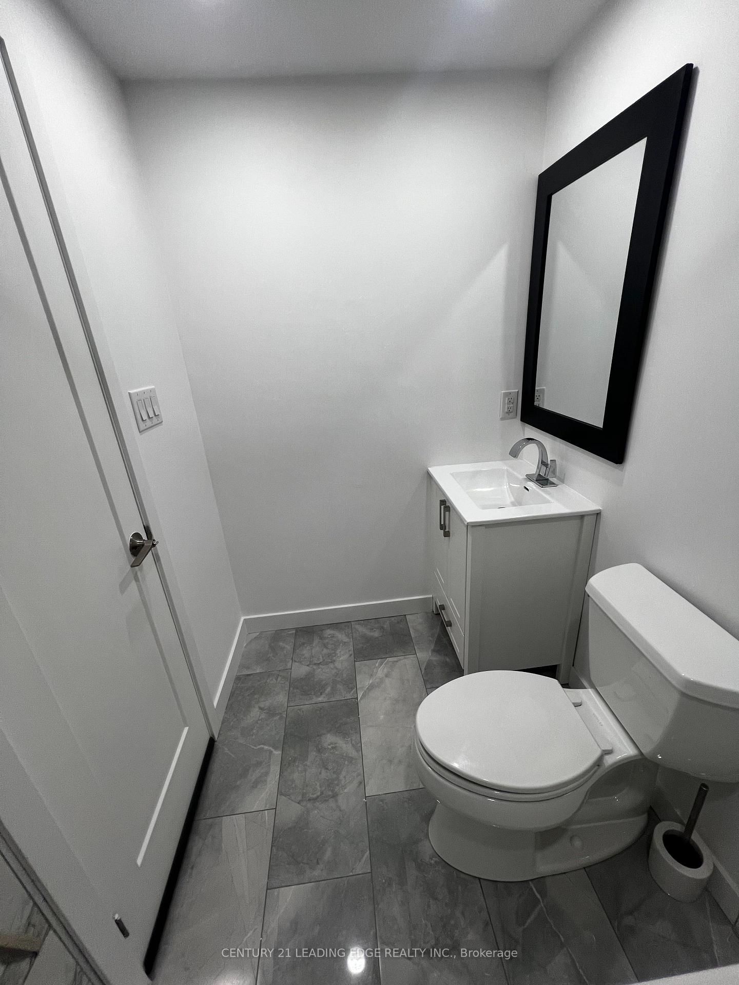 1375 Bathurst Street, Unit Unit B - Photo 7