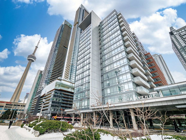 715 - 4 Spadina Avenue