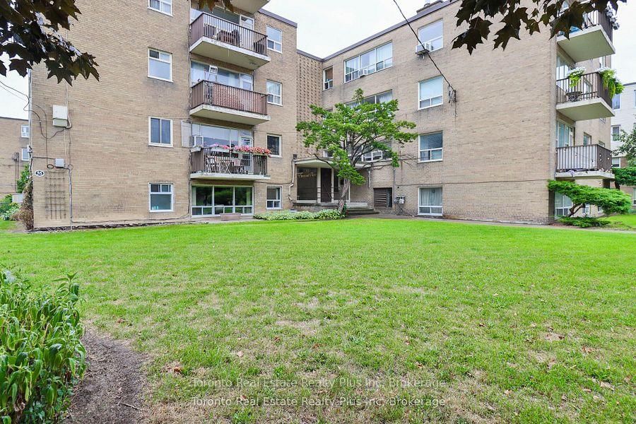 55 Neptune Drive, Unit 303