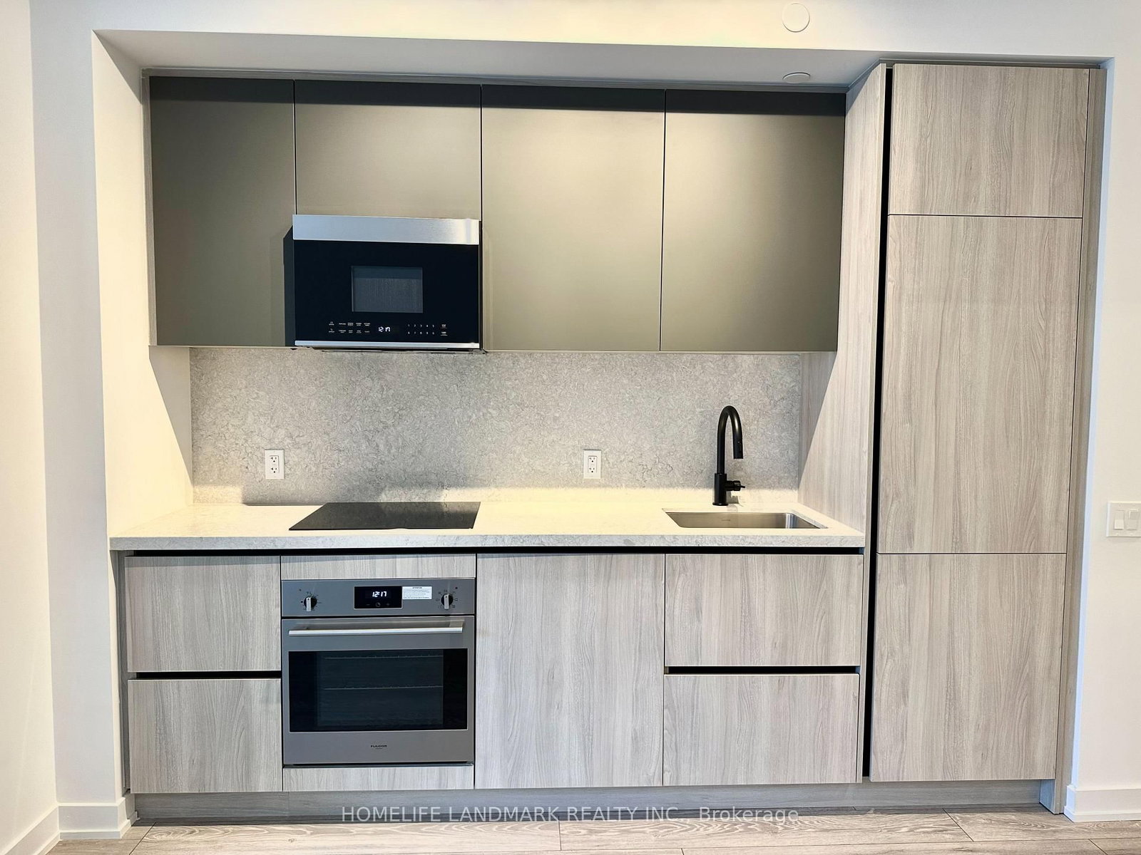 Condo for lease at 905-108 Peter Street, Toronto, Ontario, M5V 0W2 - Waterfront Communities C1 - MLS: C12777826