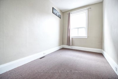 2nd Fl - 2001 Yonge St | Toronto | Image