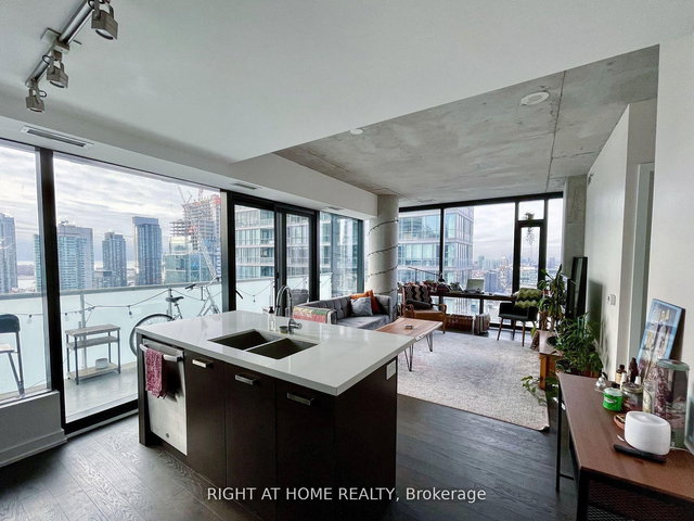 2402 - 11 Charlotte Street