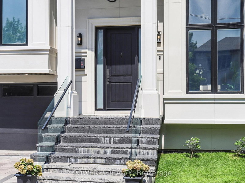 34 Dresden Rd, Toronto, M3H 1W9 | Image 2