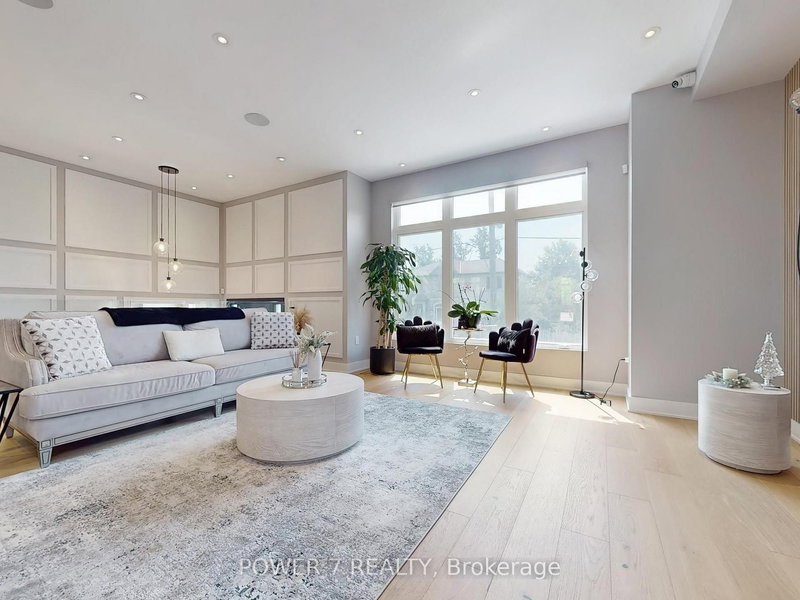 34 Dresden Rd, Toronto, M3H 1W9 | Image 3