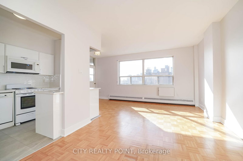 802 - 490 Eglinton Ave E, Toronto, M4P 1M4 | Image 3