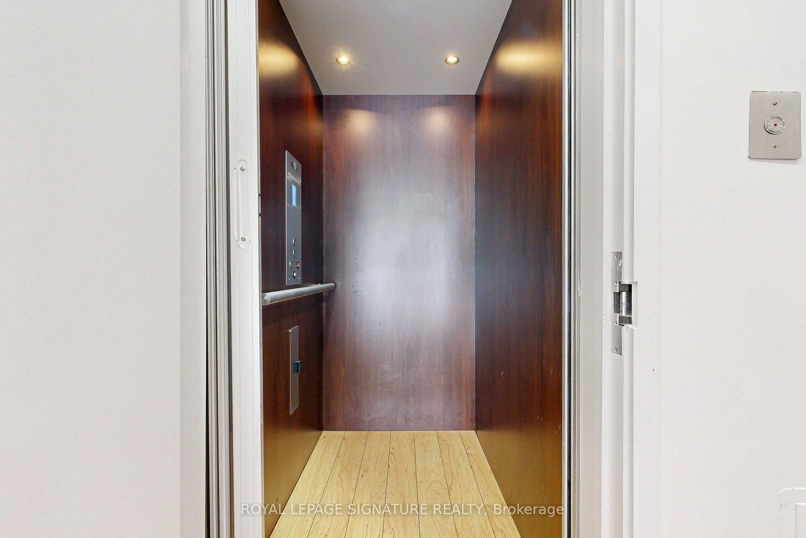 33 Harbour Square, Unit 410/204 - Photo 24