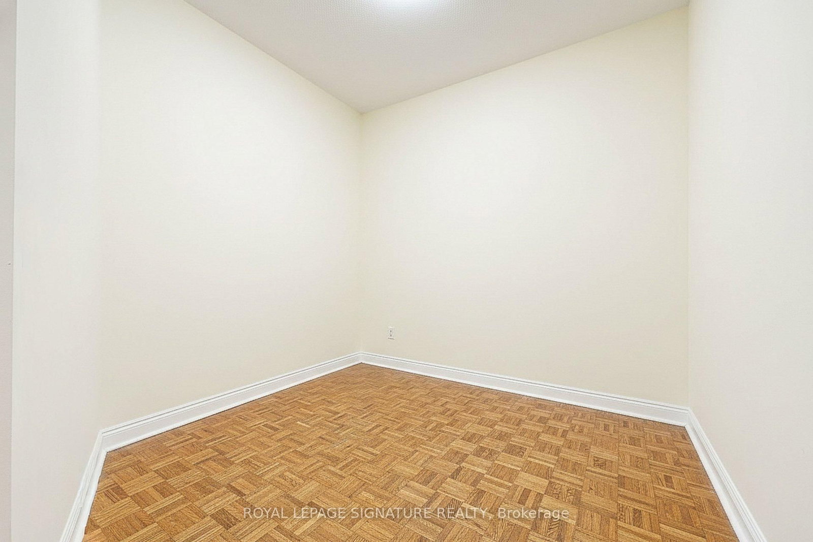 33 Harbour Square, Unit 410/204 - Photo 33