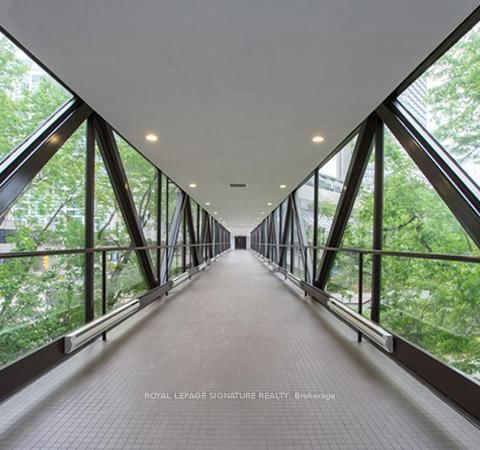 33 Harbour Square, Unit 410/204 - Photo 40