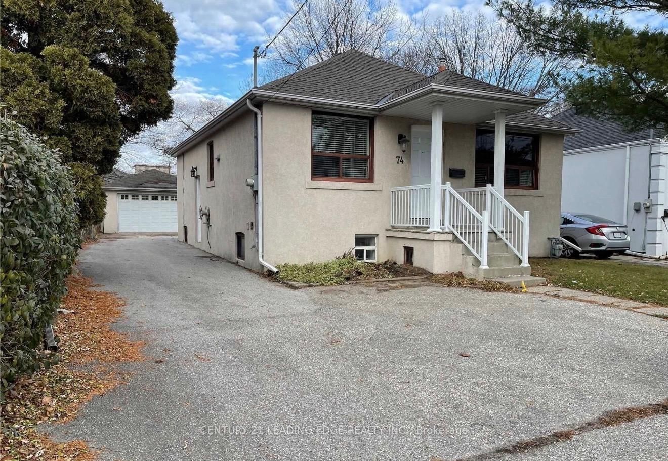 74 Reiner Road - Photo 2