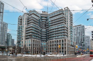 714 - 410 Queens Quay W