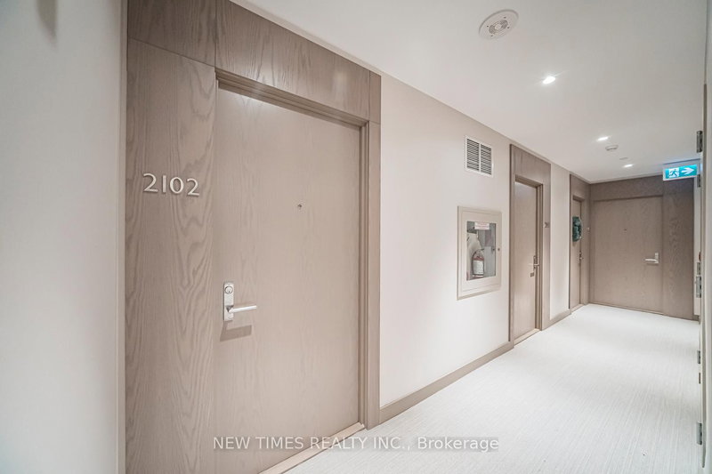 2102 - 125 Blue Jays Way, Toronto, M5V 0N5 | Image 2