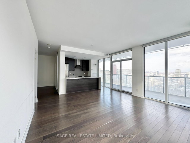 2710 - 1 Market Street