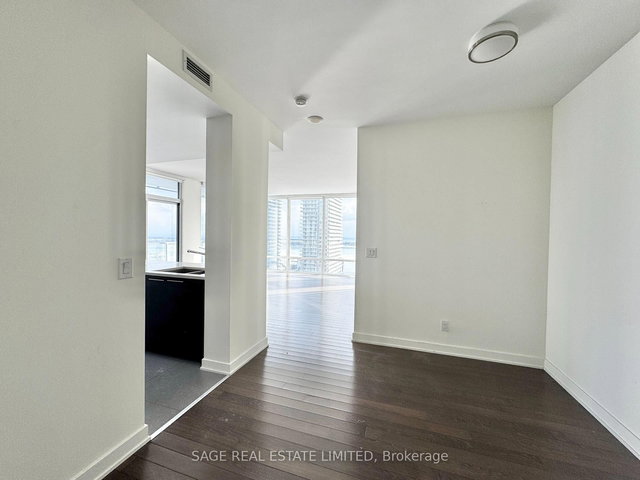 2710 - 1 Market Street