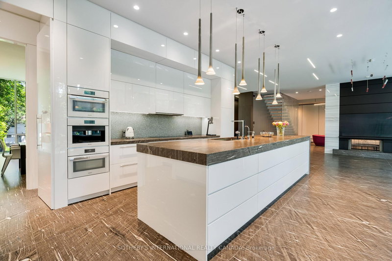 130 Riverview Dr, Toronto, M4N 3C8 | Image 3