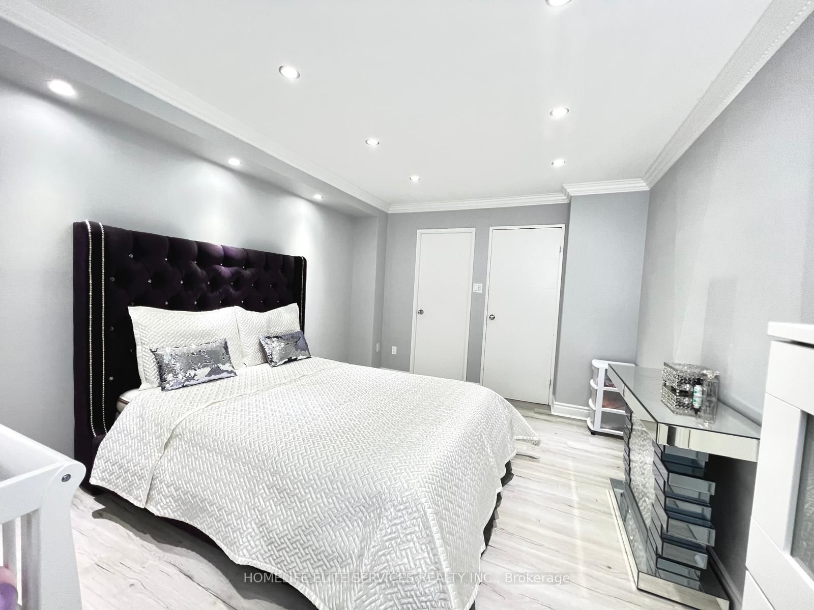 75 Graydon Hall Drive, Unit 1608 - Photo 22