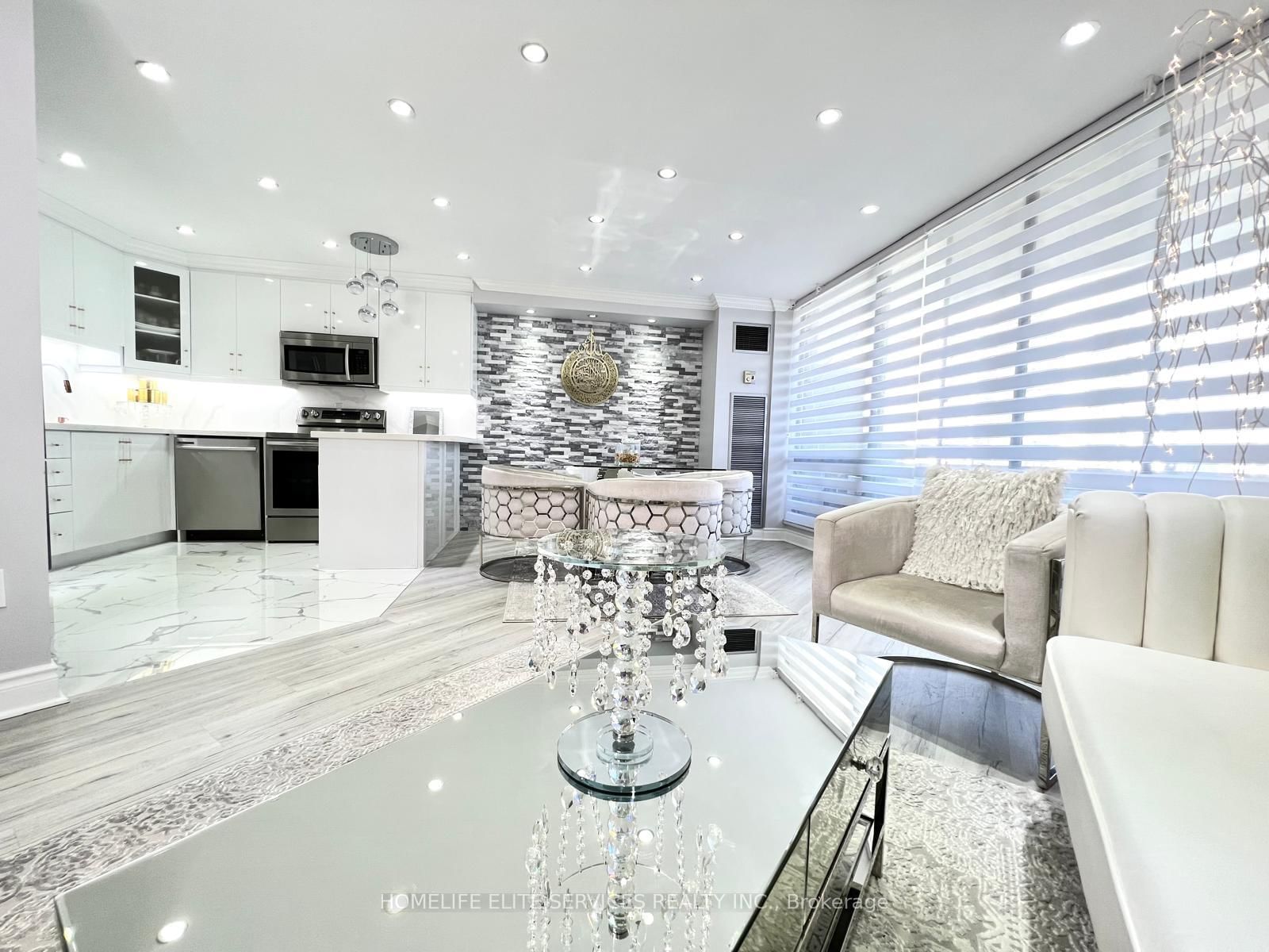 75 Graydon Hall Drive, Unit 1608 - Photo 23