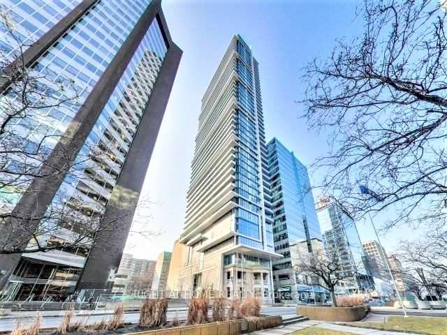 home for lease on 1706-426 University Avenue