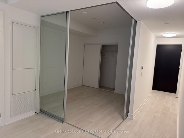 402 - 127 Broadway Avenue