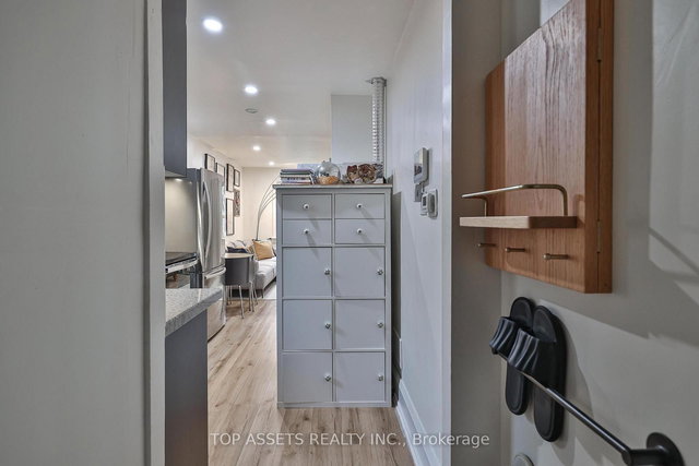 570 Vaughan (Main Floor) Road