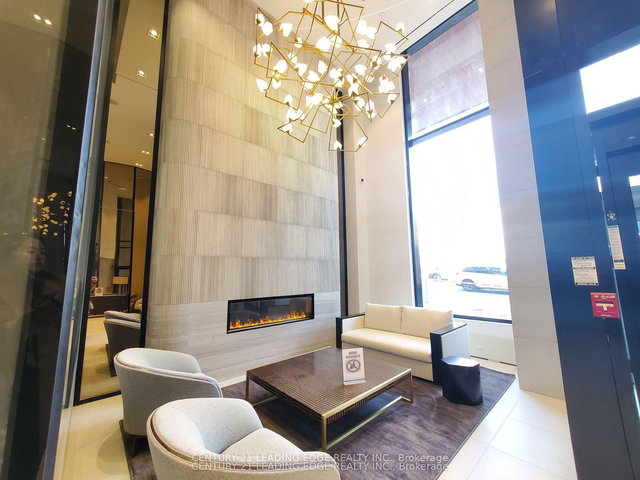 328 - 2020 Bathurst Street