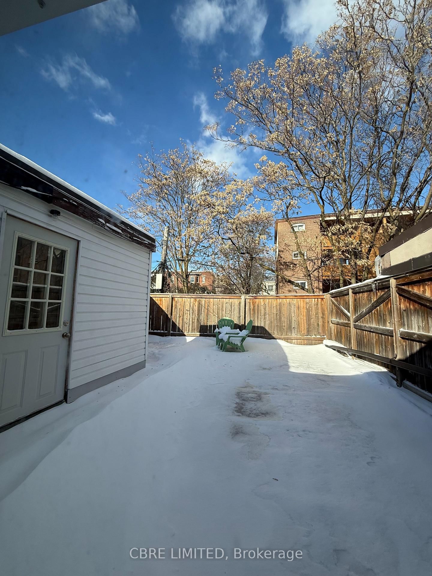 684 St. Clair Avenue W, Unit 2nd Floor - Photo 7