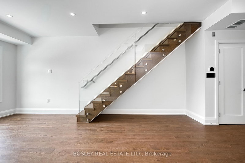 201 - 2579 Yonge St, Toronto, M4P 2J1 | Image 3