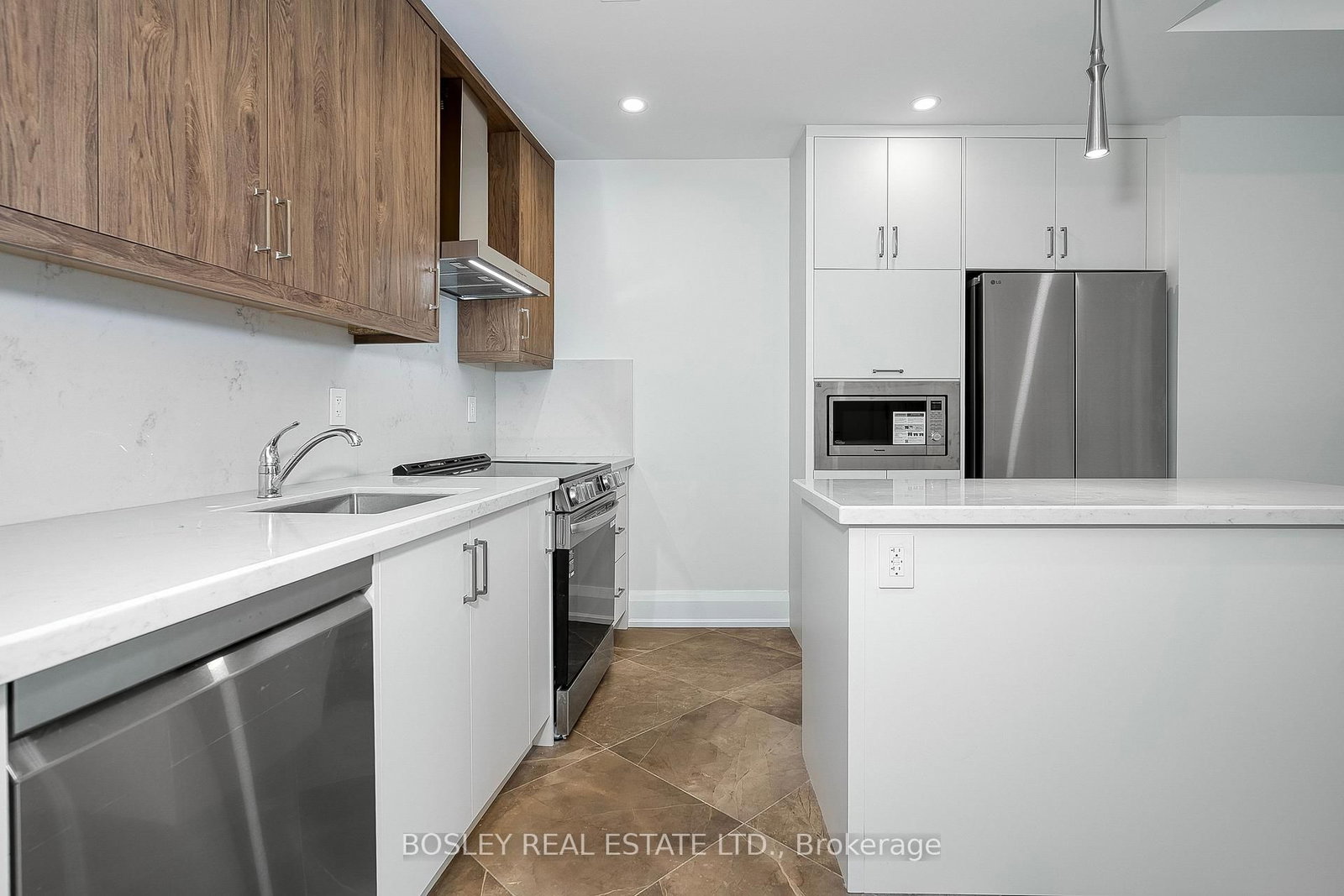 2579 Yonge Street, Unit 201 - Photo 5