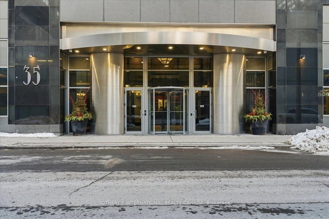 1502 - 35 Balmuto Street