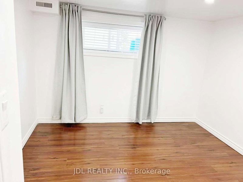 115 Mintwood Dr W, Toronto, M2M 3A6 | Image 3