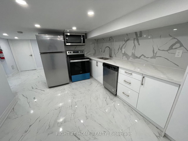 477 Ossington Avenue