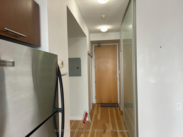 1103 - 33 Mill Street