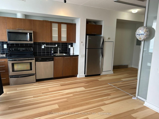 1103 - 33 Mill Street