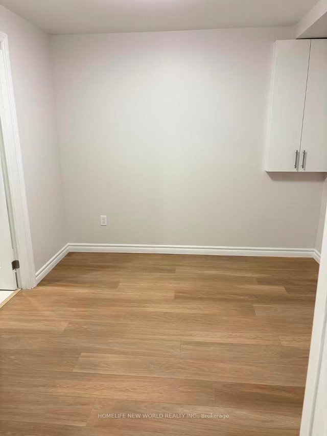 256 Palmerston Avenue N