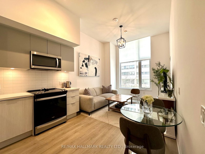 214 - 50 Dunfield Ave, Toronto, M4S 0E4 | Image 3